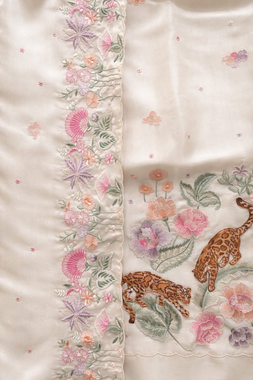 Cream On White-3 Piece Suit Set