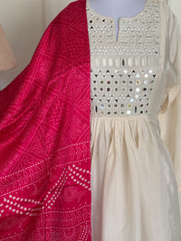 White Mirror-3 Piece Suit Set